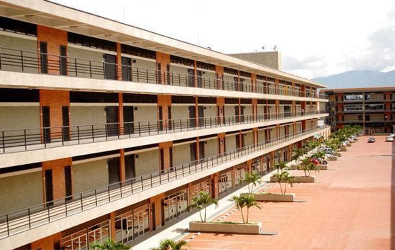 Local en arriendo en Shellmar, Medellín, 386 m² · foto 11 de 11