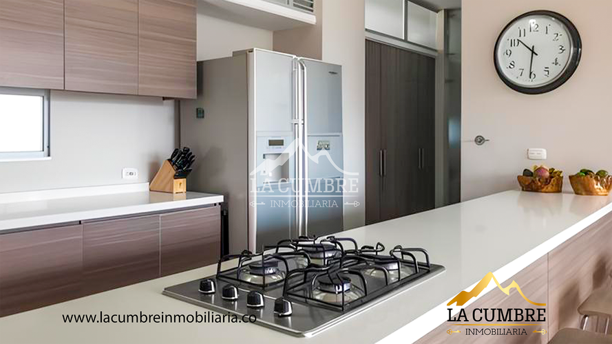 Apartamento de 2 alcobas en arriendo en Los Parra, Medellín, 145 m² · foto 5 de 12