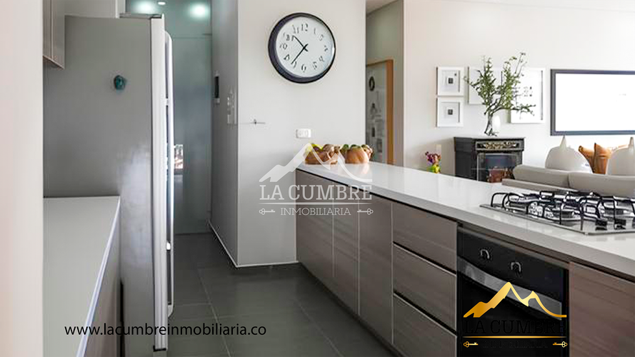Apartamento de 2 alcobas en arriendo en Los Parra, Medellín, 145 m² · foto 6 de 12