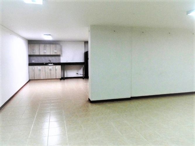 Apartamento de 2 alcobas en arriendo en El Poblado, Medellín, 90 m² · foto 7 de 13