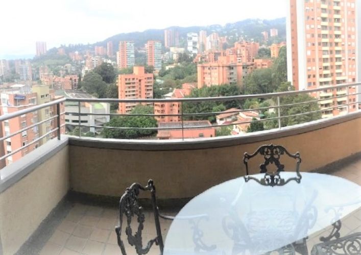 Apartamento de 2 alcobas en arriendo en El Poblado, Medellín, 90 m² · foto 13 de 13