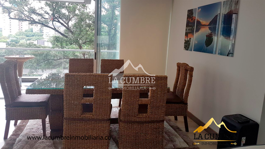 Apartamento de 3 alcobas en arriendo en Santa Maria De Los Angeles, Medellín, 280 m² · foto 2 de 8