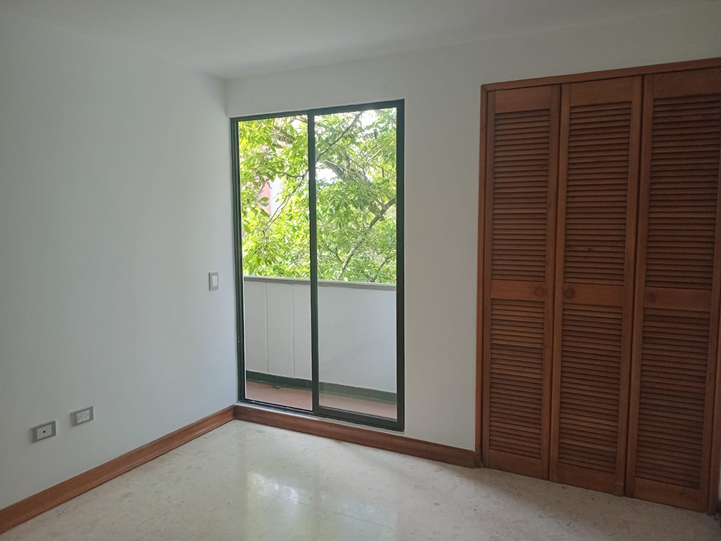 Apartamento en venta en El Poblado, Medellín · foto 12 de 15