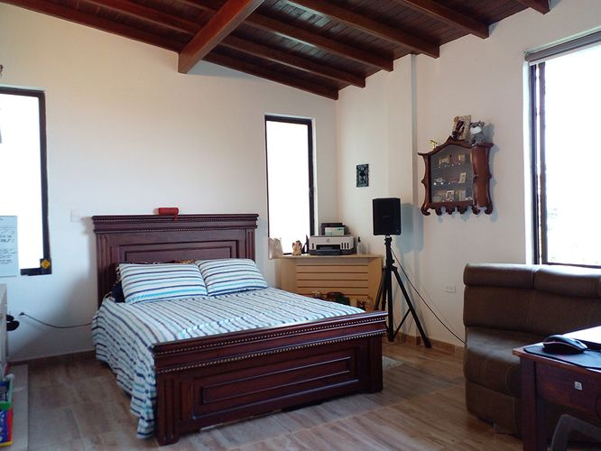 Casa de 3 alcobas en venta en Escobero, Envigado, 220 m² · foto 12 de 19