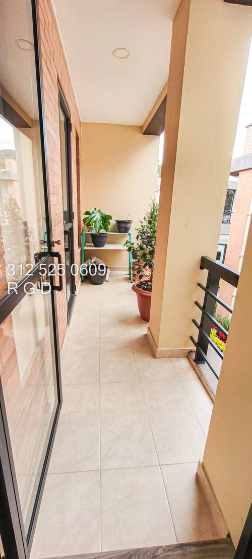 Casa de 4 alcobas en venta en Centro, Sopó, 174 m² · foto 2 de 24