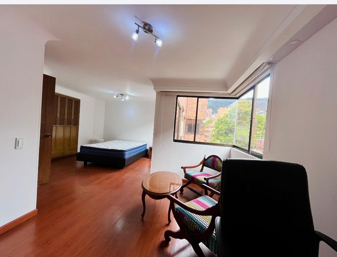 Apartamento en venta en Chico, Bogotá · foto 8 de 19