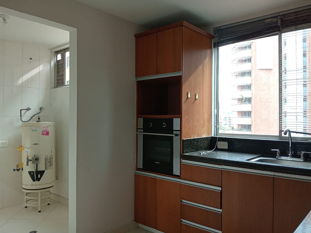 Apartamento en arriendo en Laureles, Medellín · foto 6 de 19