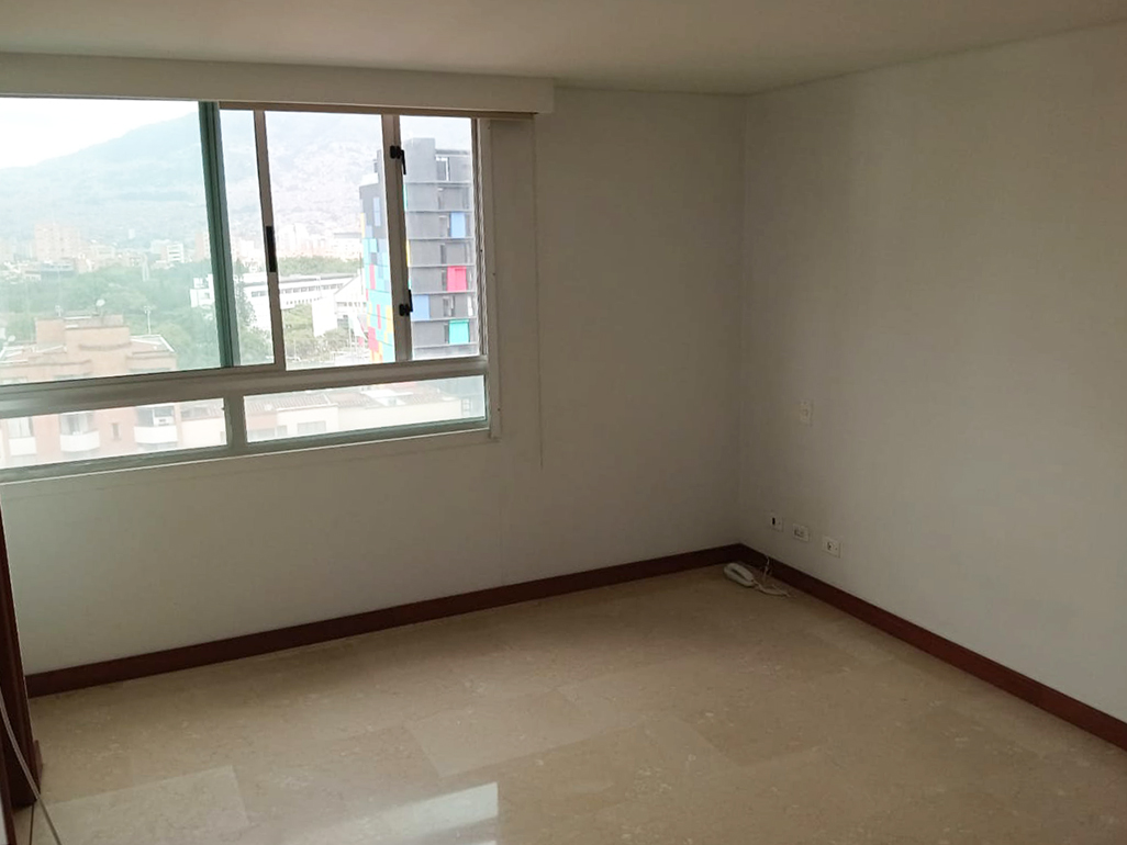 Apartamento en arriendo en Laureles, Medellín · foto 11 de 19