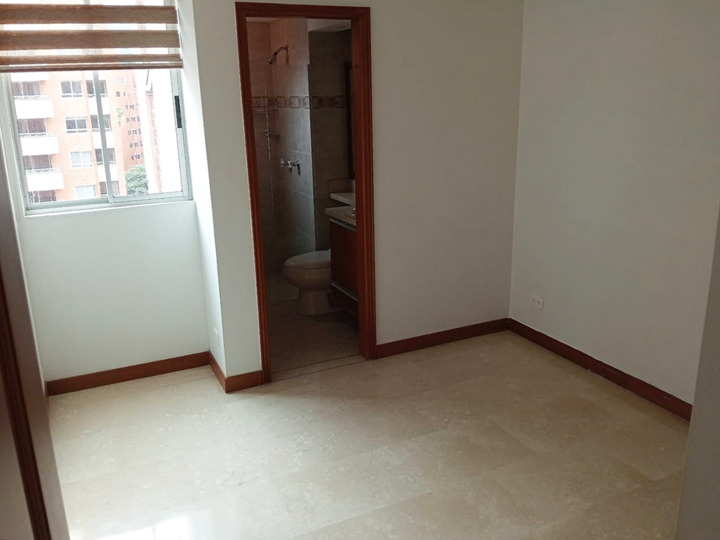 Apartamento en arriendo en Laureles, Medellín · foto 14 de 19