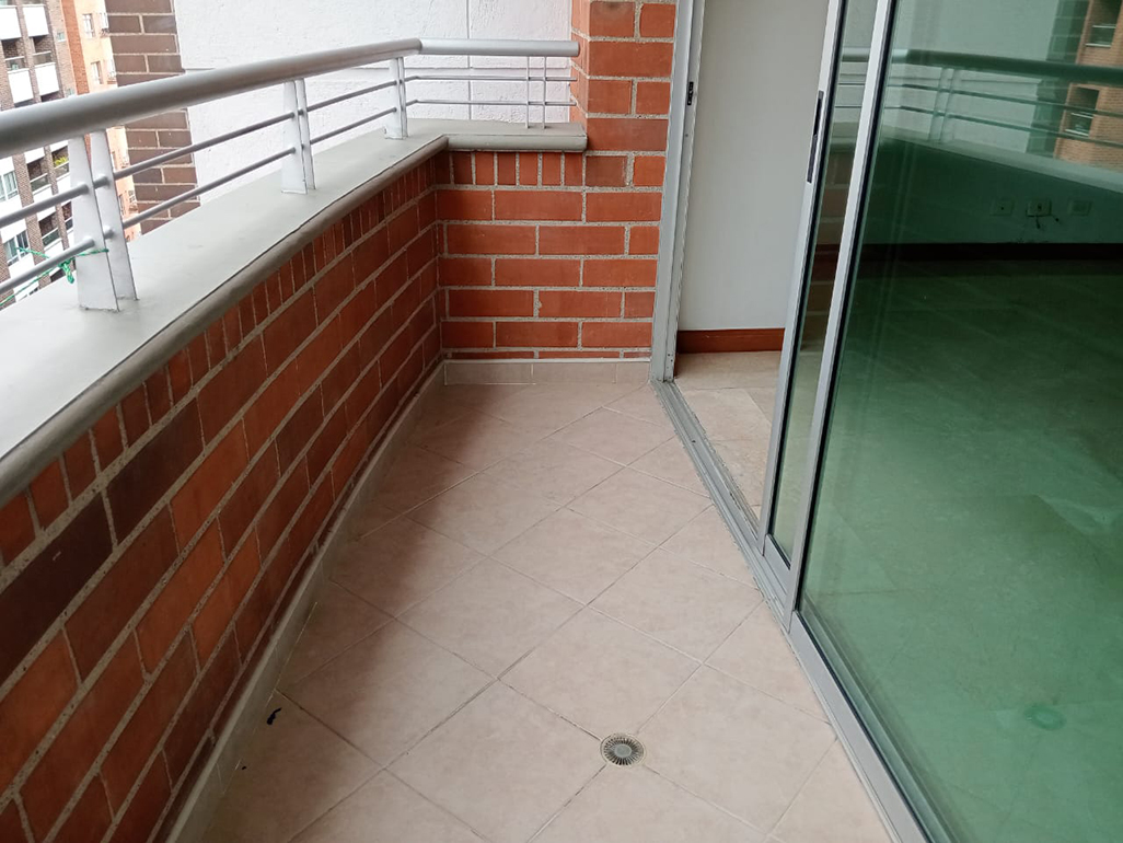 Apartamento en arriendo en Laureles, Medellín · foto 19 de 19