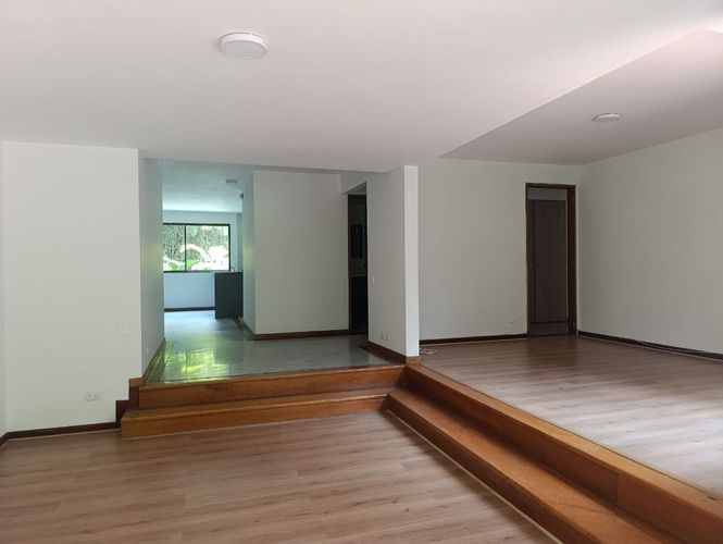 Apartamento de 2 alcobas en arriendo en El Poblado, Medellín, 180 m² · foto 4 de 20