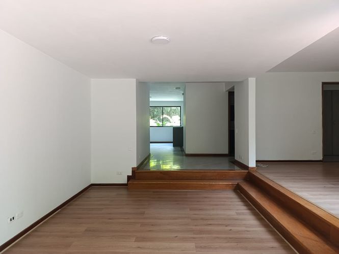 Apartamento de 2 alcobas en arriendo en El Poblado, Medellín, 180 m² · foto 5 de 20