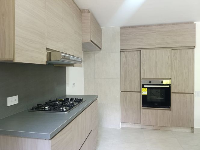 Apartamento de 2 alcobas en arriendo en El Poblado, Medellín, 180 m² · foto 8 de 20