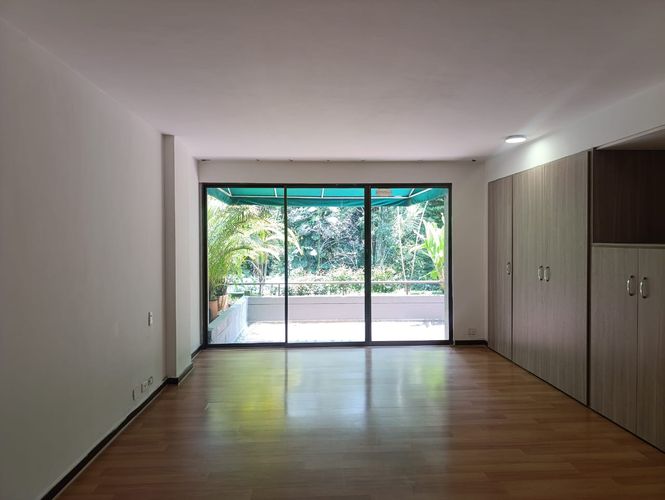 Apartamento de 2 alcobas en arriendo en El Poblado, Medellín, 180 m² · foto 10 de 20