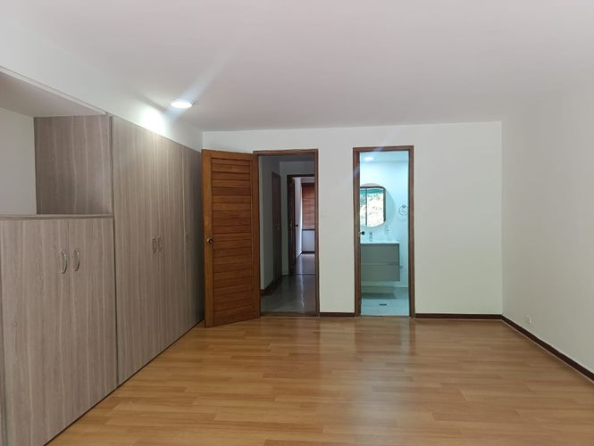 Apartamento de 2 alcobas en arriendo en El Poblado, Medellín, 180 m² · foto 11 de 20