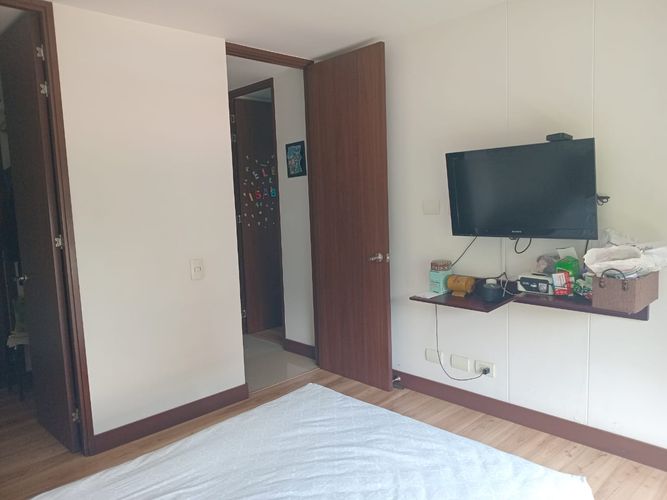 Apartamento de 2 alcobas en arriendo en El Poblado, Medellín, 94 m² · foto 7 de 15