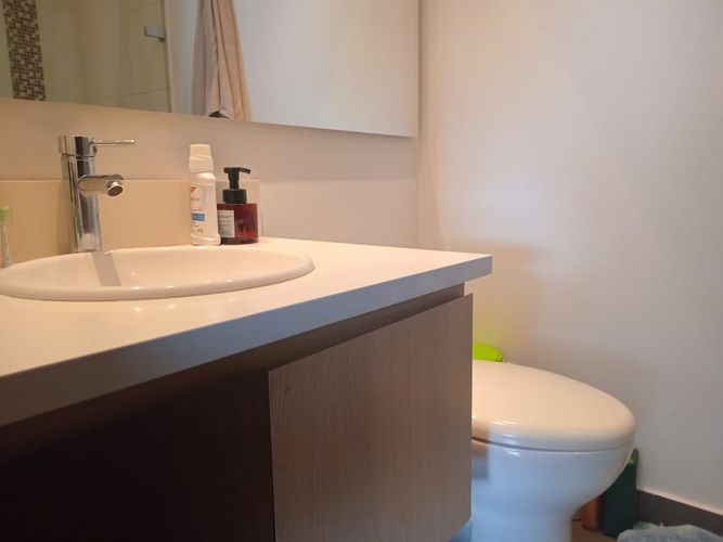 Apartamento de 2 alcobas en arriendo en El Poblado, Medellín, 94 m² · foto 13 de 15
