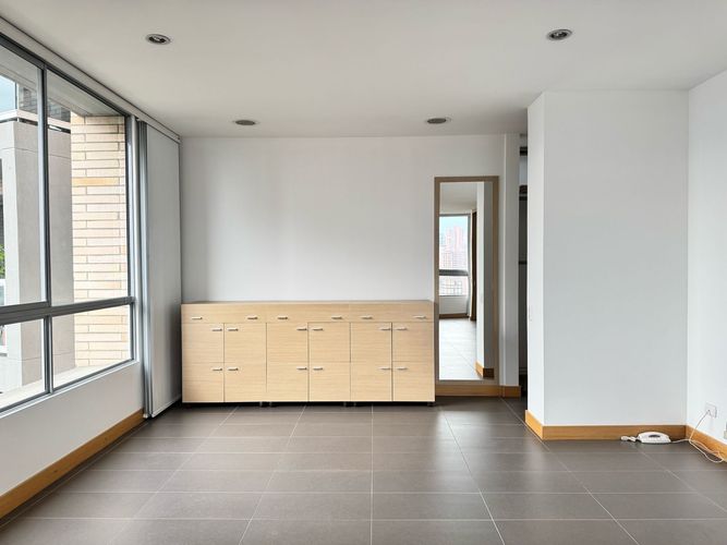 Apartamento de 1 alcoba en arriendo en El Poblado, Medellín, 95 m² · foto 8 de 14
