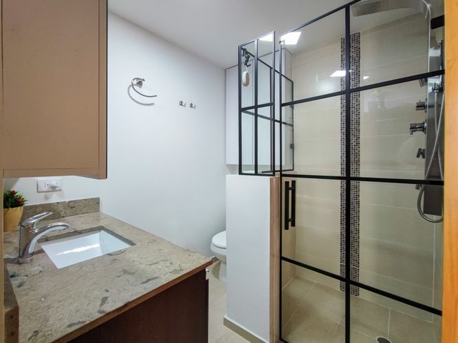 Apartamento de 2 alcobas en venta en Las Lomitas, Sabaneta, 72 m² · foto 13 de 16