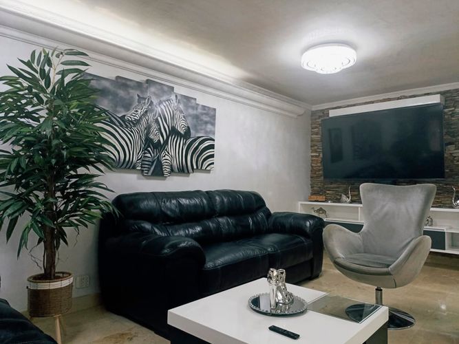 Casa de 3 alcobas en venta en Belén, Medellín, 150 m² · foto 2 de 19