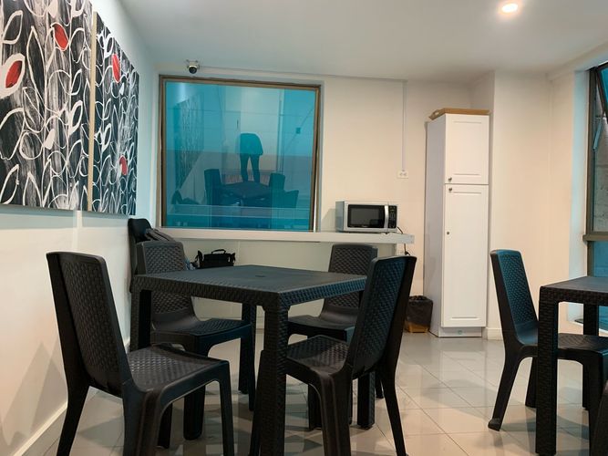 Oficina en arriendo en El Poblado, Medellín, 255 m² · foto 9 de 13