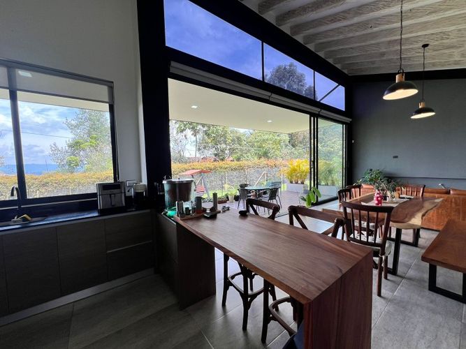 Finca en venta en El Carmen De Viboral, El Carmen de Viboral, 270 m² · foto 3 de 21