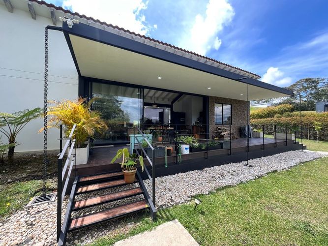 Finca en venta en El Carmen De Viboral, El Carmen de Viboral, 270 m² · foto 11 de 21