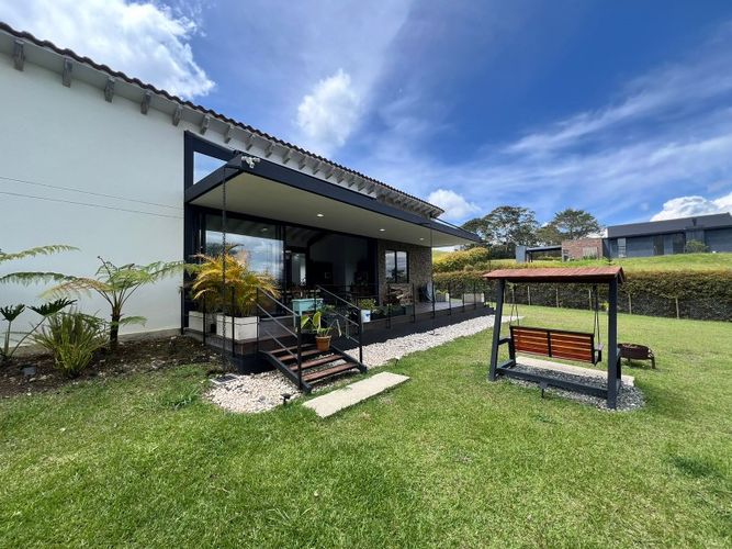 Finca en venta en El Carmen De Viboral, El Carmen de Viboral, 270 m² · foto 17 de 21