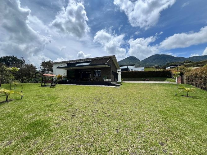 Finca en venta en El Carmen De Viboral, El Carmen de Viboral, 270 m² · foto 20 de 21