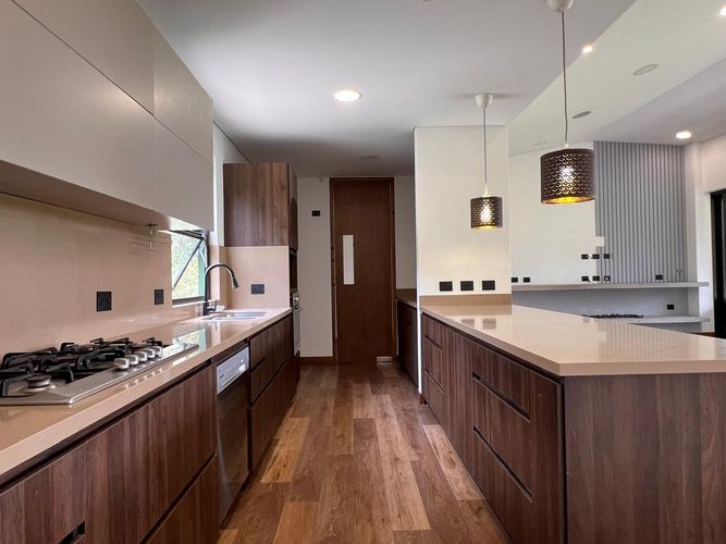 Casa de 3 alcobas en venta en La Mosquita, Guarne, 360 m² · foto 5 de 20