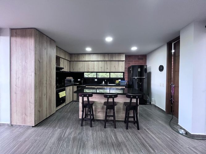 Casa de 7 alcobas en venta en Colina Campestre, Envigado, 477 m² · foto 7 de 20
