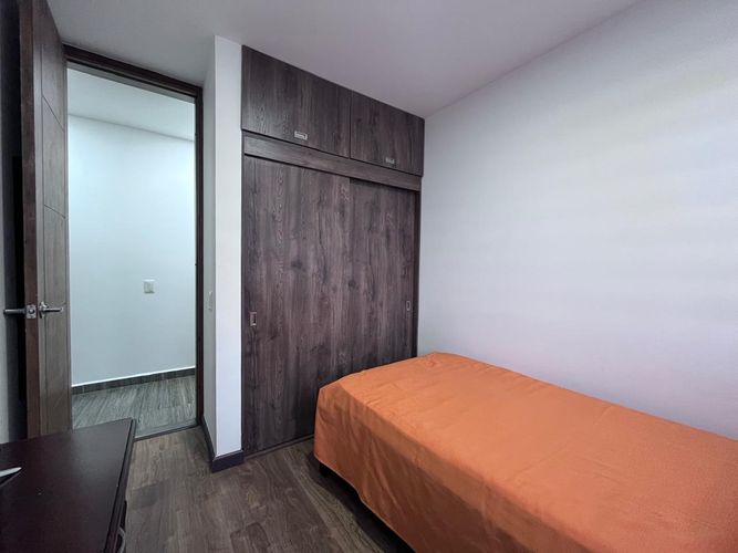 Casa de 7 alcobas en venta en Colina Campestre, Envigado, 477 m² · foto 9 de 20