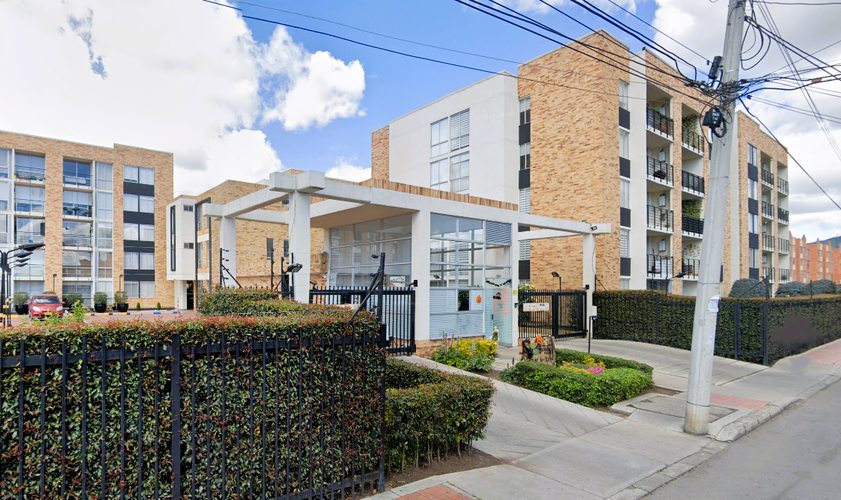$345.000.000 en Cr. Reservado Nogales De Cajica