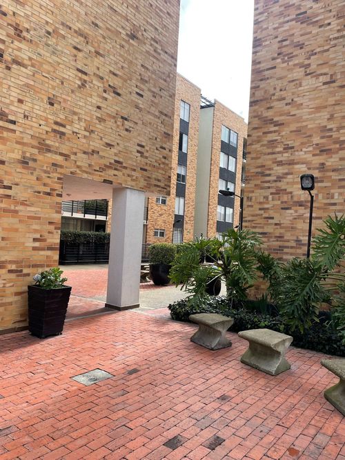Apartamento de 3 alcobas en venta en Cr. Reservado Nogales De Cajica, Cajicá, 70 m² · foto 11 de 16