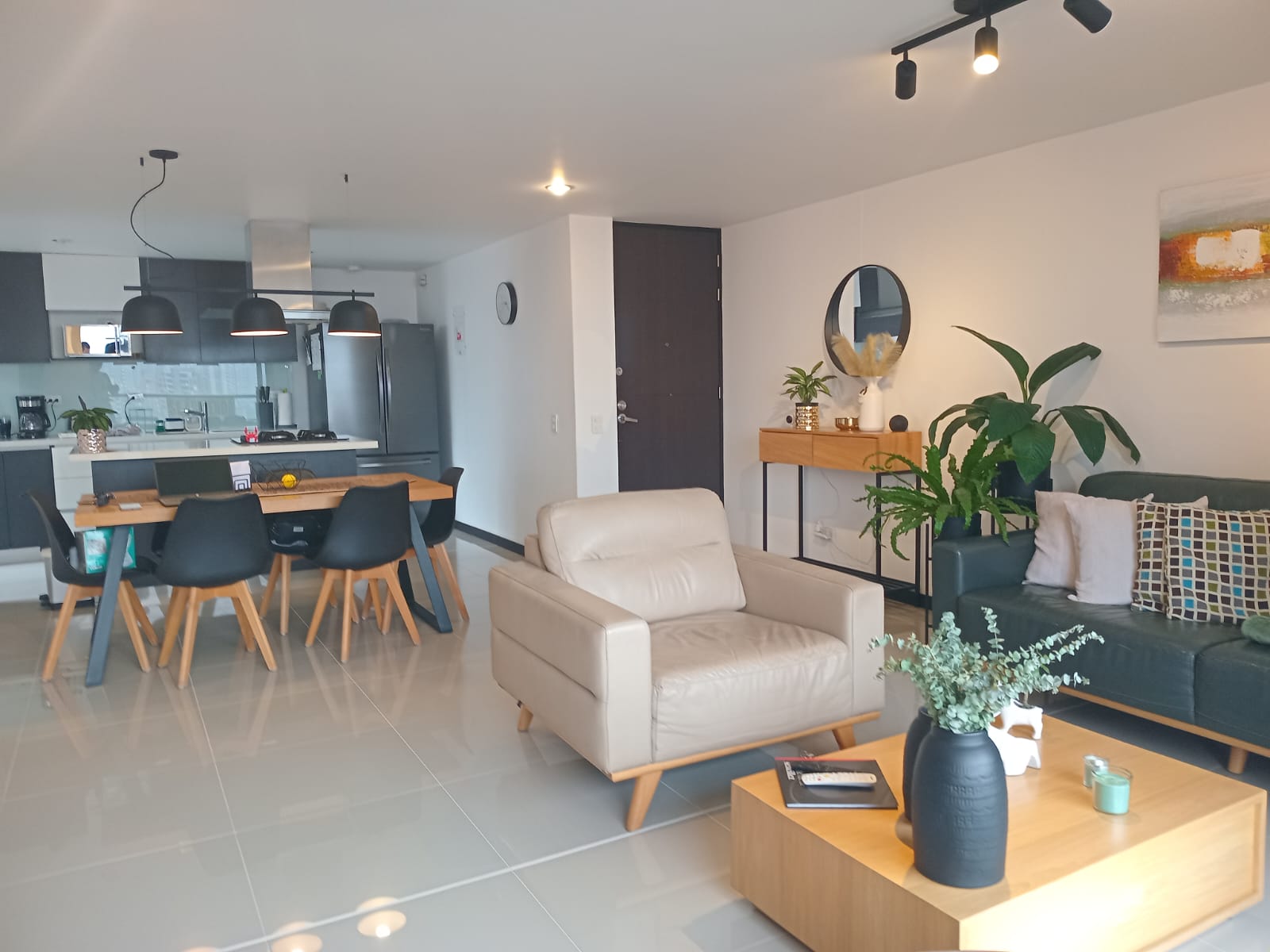 Apartamento en arriendo en La Pradera, Envigado · foto 2 de 19