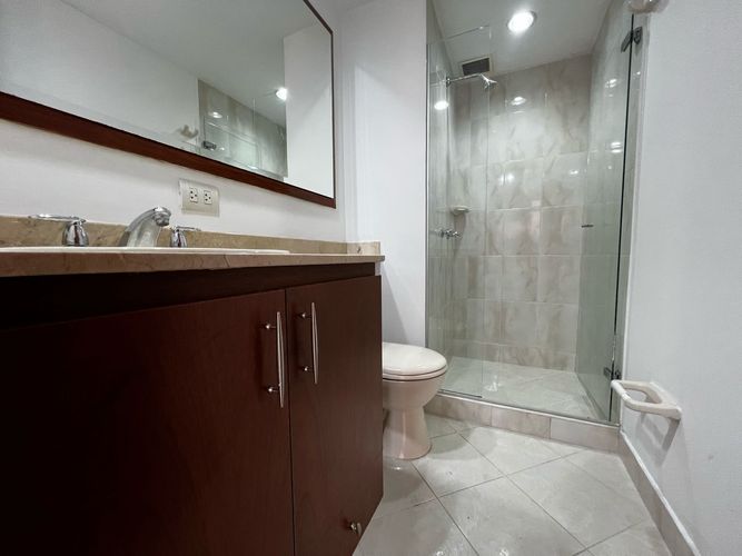 Apartamento de 3 alcobas en arriendo en Santa María De Los Ángeles, Medellín, 136 m² · foto 16 de 18