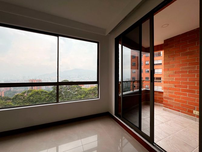 Apartamento de 3 alcobas en arriendo en Santa María De Los Ángeles, Medellín, 136 m² · foto 17 de 18