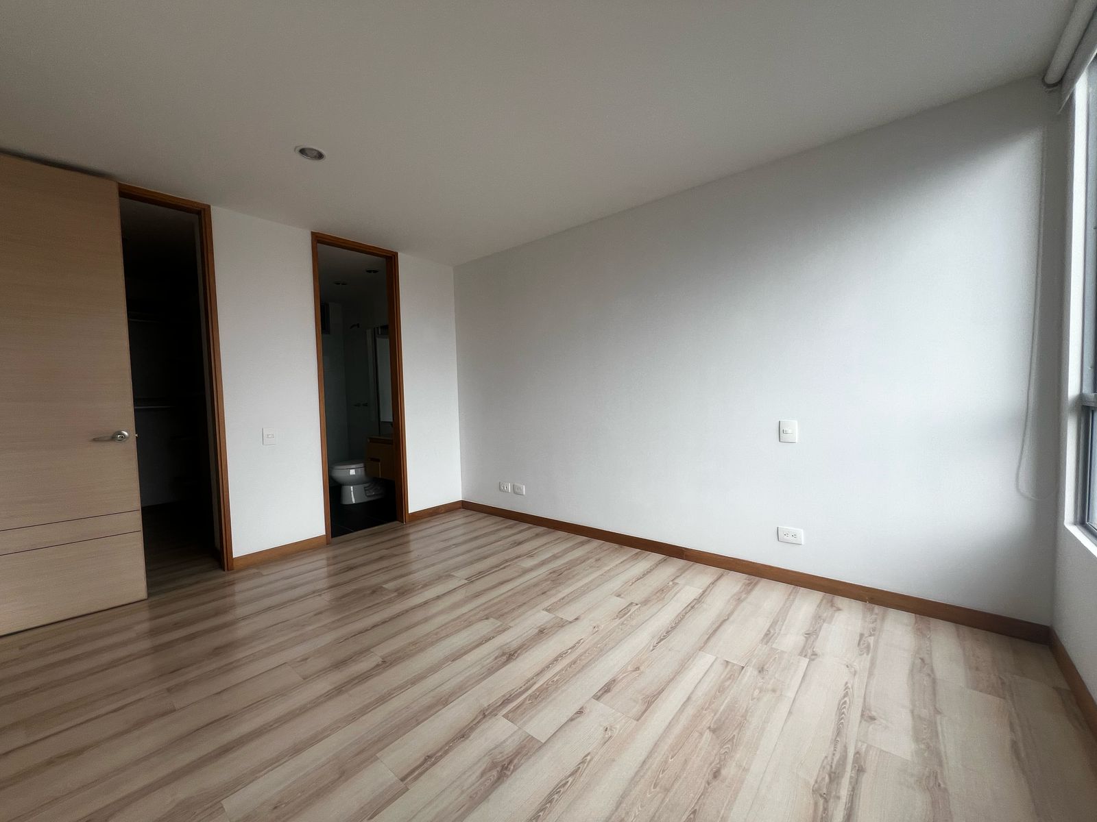 Apartamento en arriendo en Loma Benedictinos, Envigado · foto 11 de 17