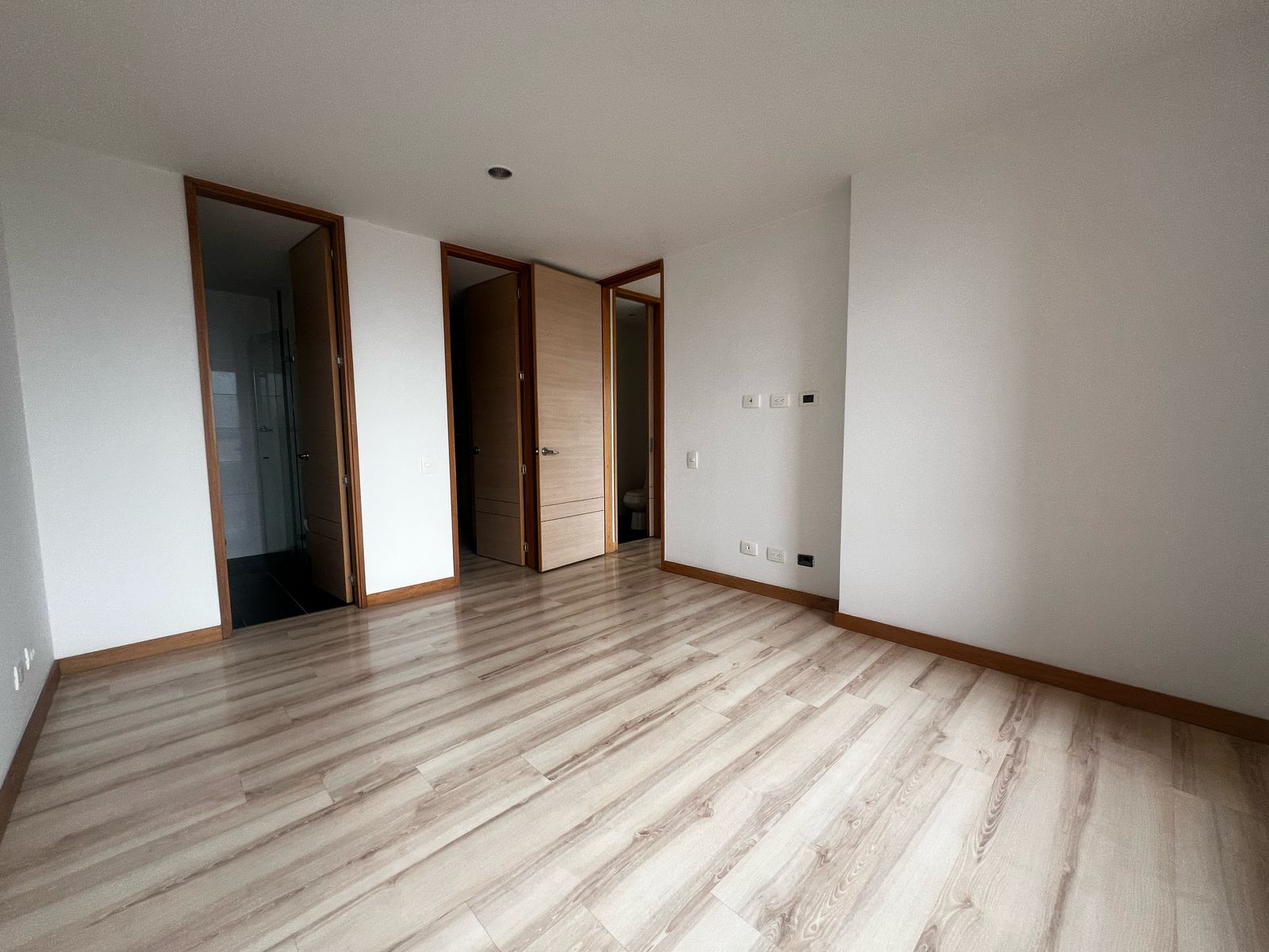 Apartamento en arriendo en Loma Benedictinos, Envigado · foto 13 de 17