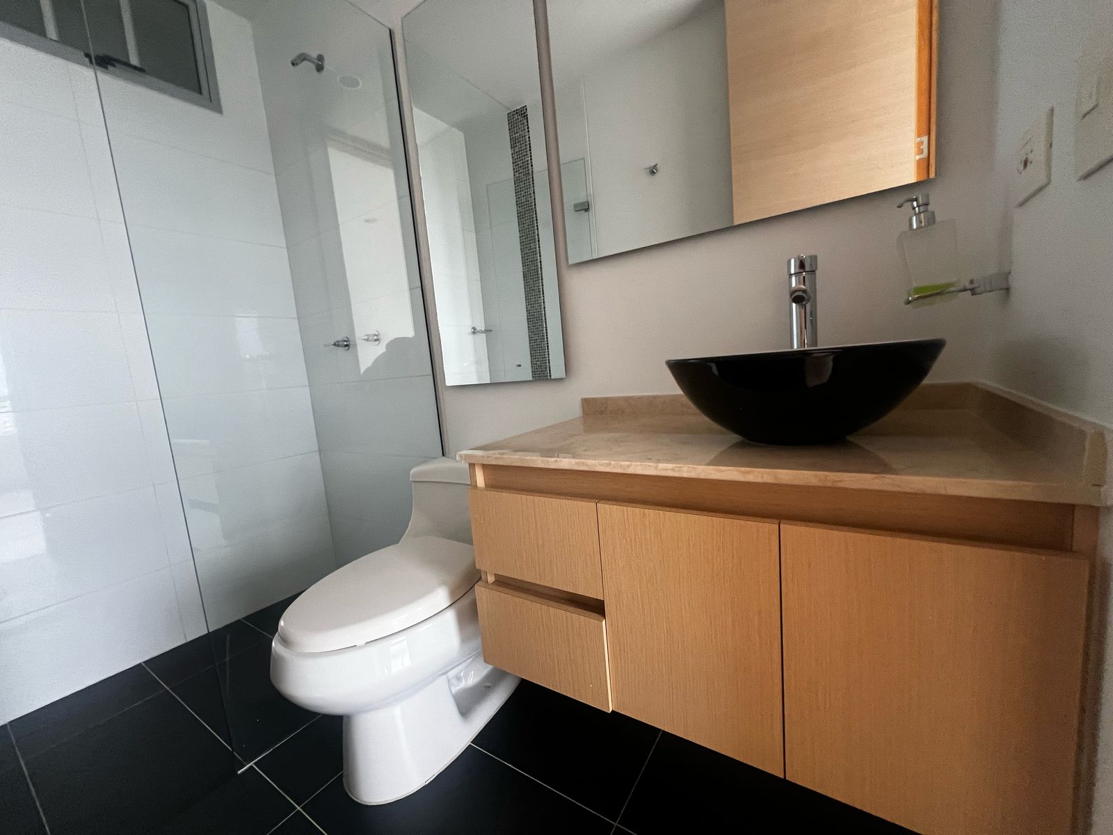 Apartamento en arriendo en Loma Benedictinos, Envigado · foto 15 de 17