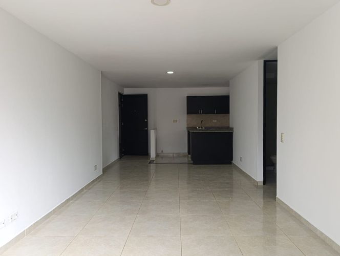 Apartamento de 3 alcobas en arriendo en El Poblado, Medellín, 83 m² · foto 4 de 19