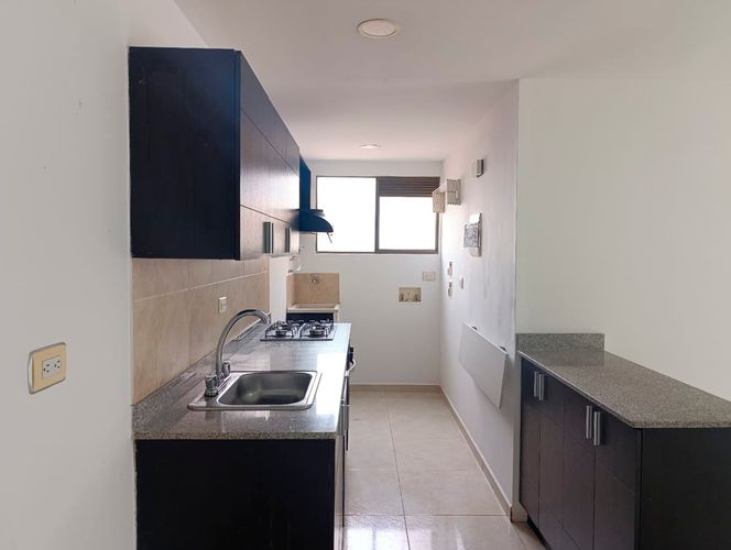 Apartamento de 3 alcobas en arriendo en El Poblado, Medellín, 83 m² · foto 7 de 19
