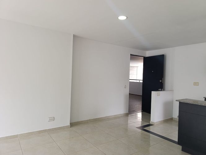 Apartamento de 3 alcobas en arriendo en El Poblado, Medellín, 83 m² · foto 9 de 19