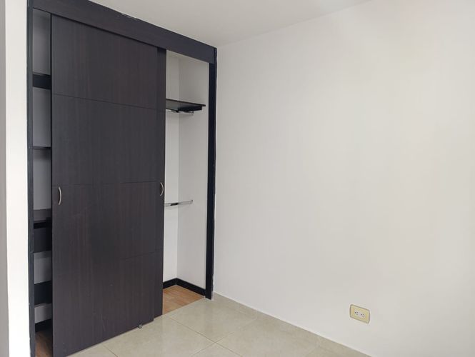 Apartamento de 3 alcobas en arriendo en El Poblado, Medellín, 83 m² · foto 10 de 19