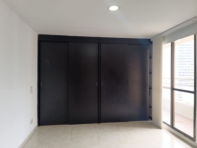 Apartamento de 3 alcobas en arriendo en El Poblado, Medellín, 83 m² · foto 13 de 19