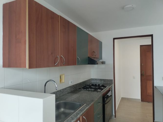 Apartamento de 1 alcoba en arriendo en El Poblado, Medellín, 62 m² · foto 6 de 11