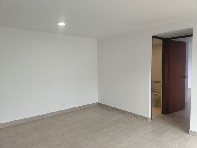 Apartamento de 1 alcoba en arriendo en El Poblado, Medellín, 62 m² · foto 9 de 11