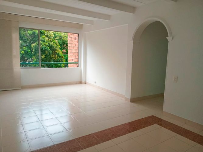 Apartamento de 3 alcobas en venta en Montessori, Envigado, 110 m² · foto 2 de 17