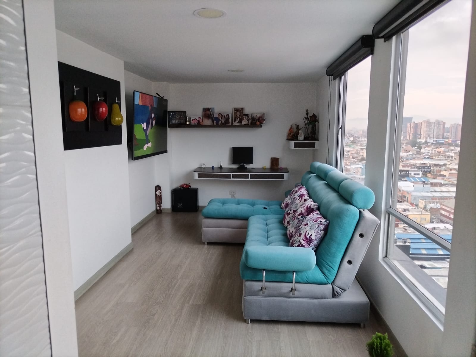 Apartamento en venta en Metropolis, Bogotá · foto 2 de 24