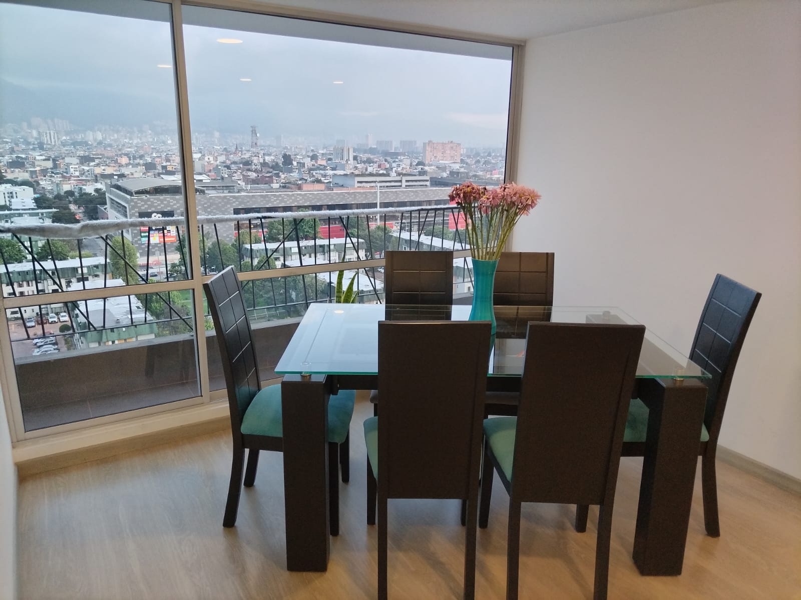 Apartamento en venta en Metropolis, Bogotá · foto 4 de 24